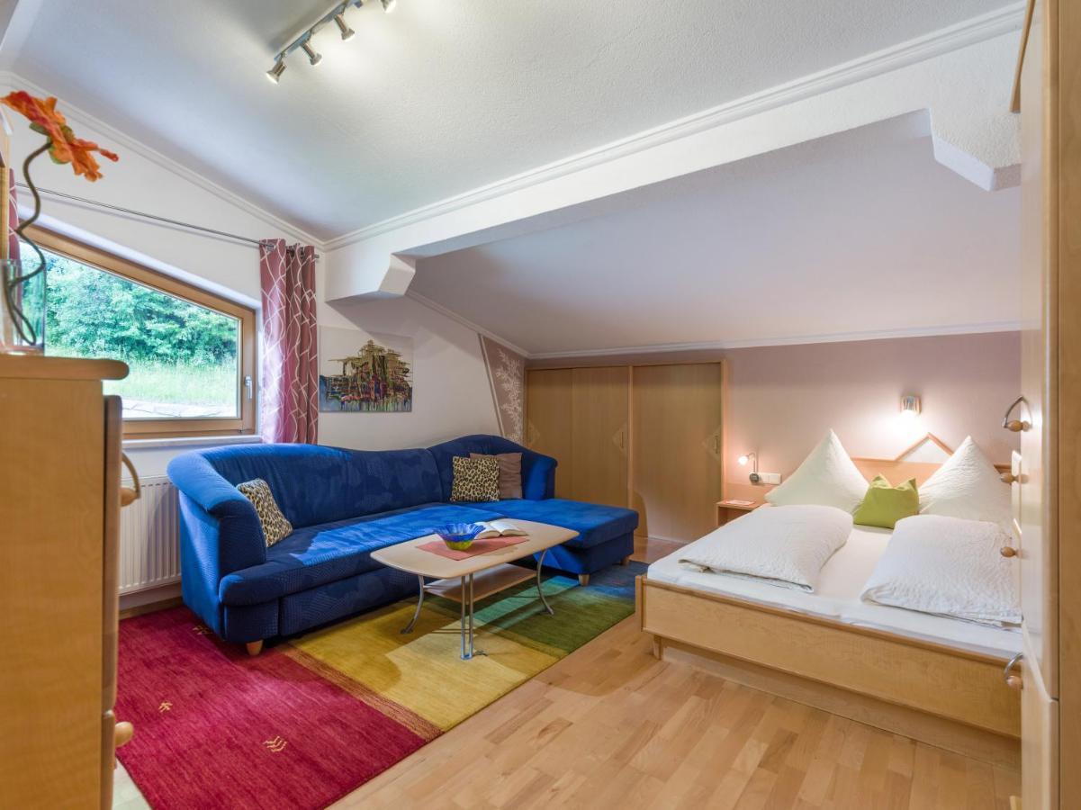 Haus Agnes Daum Apartamento Hippach Exterior foto